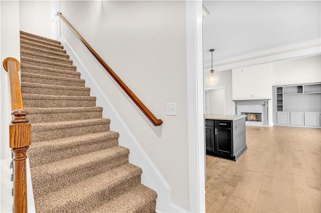 212 blue point, Fayetteville, GA 30215