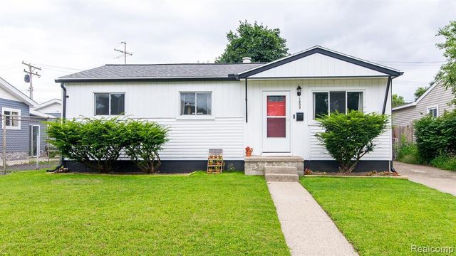 1203 Commonwealth Avenue, Ypsilanti Twp, MI 48198