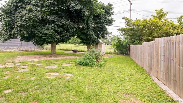 1203 Commonwealth Avenue, Ypsilanti Twp, MI 48198