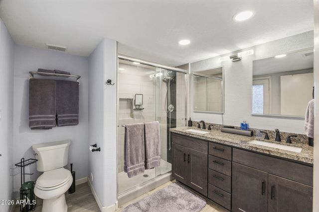 417 E BECK Lane, Phoenix, AZ 85022