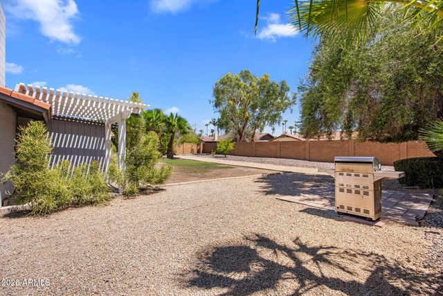 417 E BECK Lane, Phoenix, AZ 85022