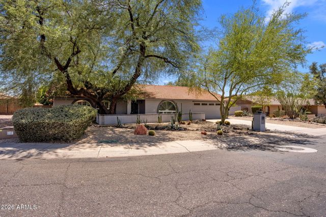 417 E BECK Lane, Phoenix, AZ 85022