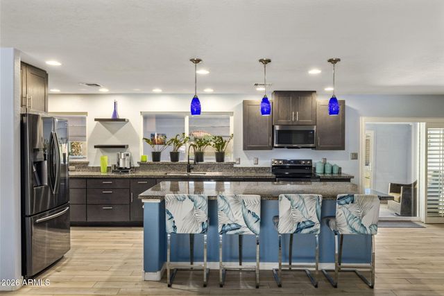 417 E BECK Lane, Phoenix, AZ 85022