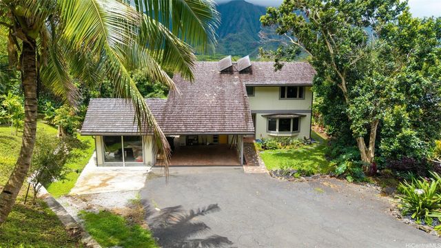 46-258 Kamehameha Highway, Kaneohe, HI 96744
