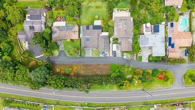 46-258 Kamehameha Highway, Kaneohe, HI 96744