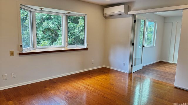 46-258 Kamehameha Highway, Kaneohe, HI 96744