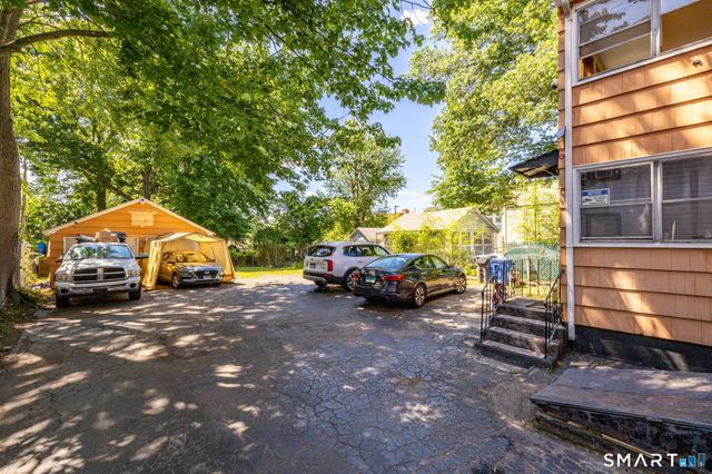 257 Hillside Avenue, Hartford, CT 06106