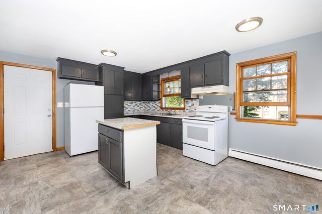 257 Hillside Avenue, Hartford, CT 06106