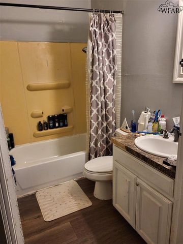 1126 IRELAND STREET, Wichita Falls, TX 76301