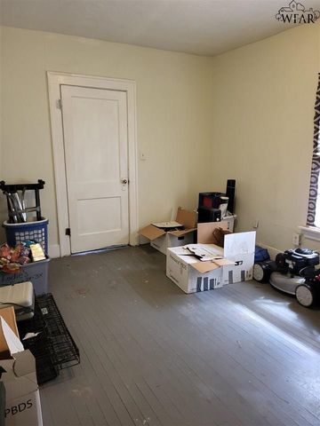 1126 IRELAND STREET, Wichita Falls, TX 76301