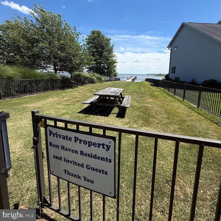 812 BAY VIEW DR, Deale, MD 20751