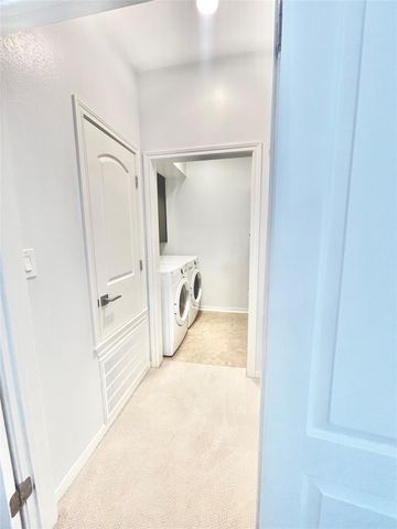6000 Sugar Hill Drive 2, Houston, TX 77057