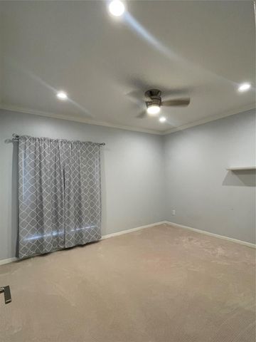6000 Sugar Hill Drive 2, Houston, TX 77057