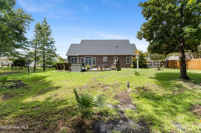 178 Emerald Ridge Drive, Hampstead, NC 28443