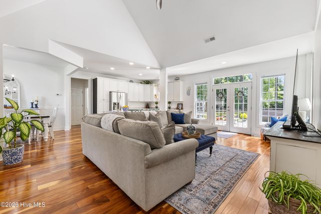 178 Emerald Ridge Drive, Hampstead, NC 28443