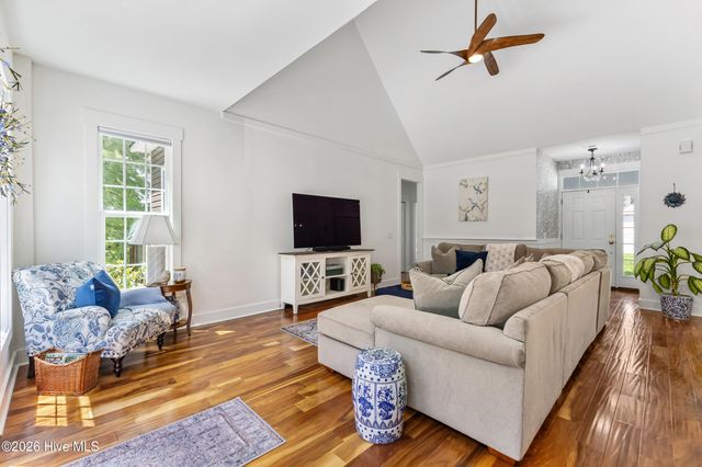178 Emerald Ridge Drive, Hampstead, NC 28443