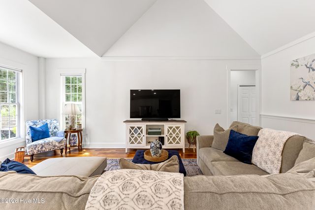178 Emerald Ridge Drive, Hampstead, NC 28443