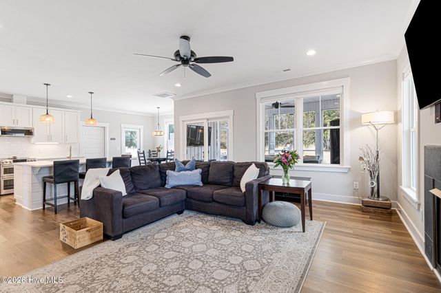 542 Deer Creek Drive, Swansboro, NC 28584