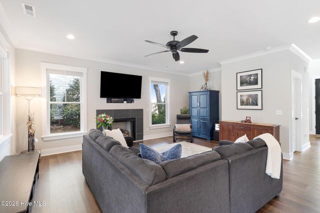 542 Deer Creek Drive, Swansboro, NC 28584