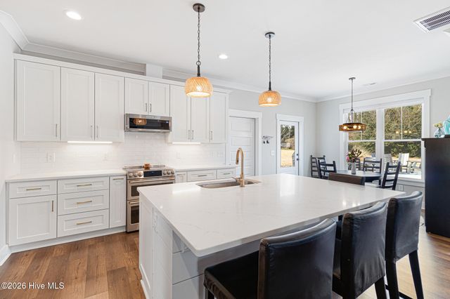 542 Deer Creek Drive, Swansboro, NC 28584