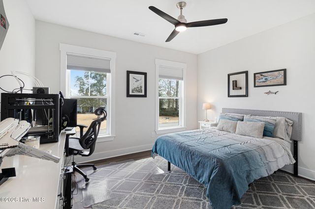 542 Deer Creek Drive, Swansboro, NC 28584