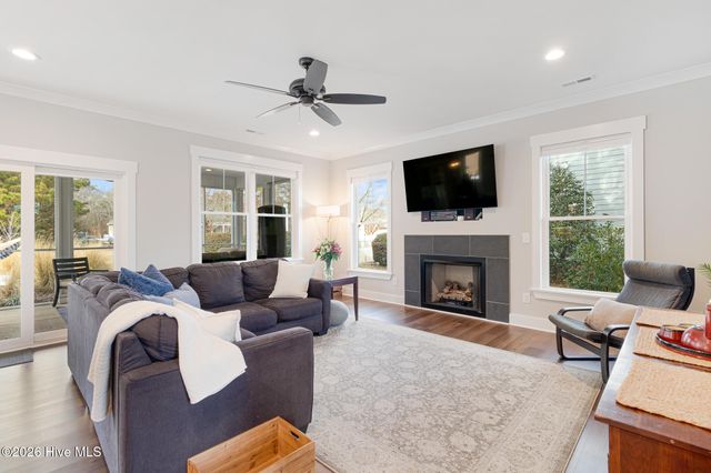 542 Deer Creek Drive, Swansboro, NC 28584