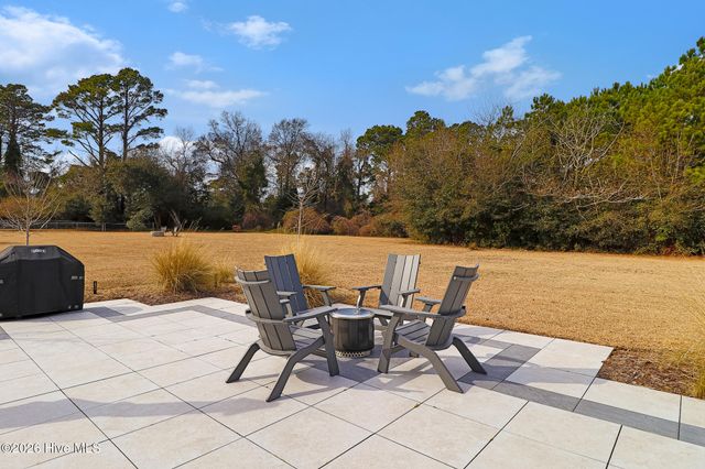 542 Deer Creek Drive, Swansboro, NC 28584