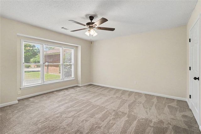 7101 Woodridge Lane, Union City, GA 30291