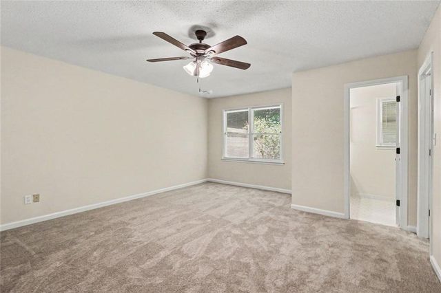7101 Woodridge Lane, Union City, GA 30291
