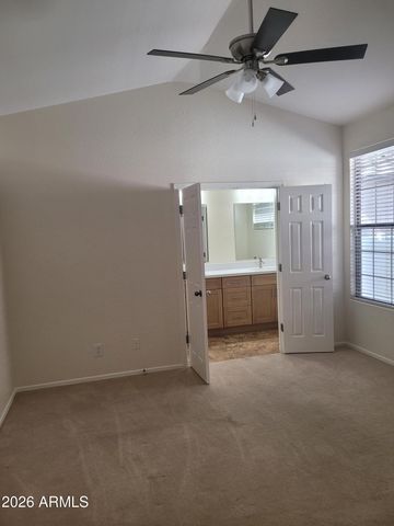 1453 S SINOVA Avenue, Gilbert, AZ 85296