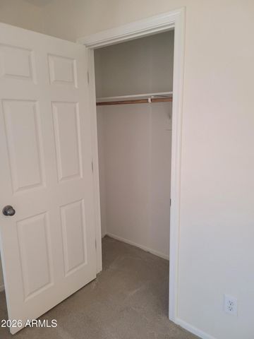 1453 S SINOVA Avenue, Gilbert, AZ 85296