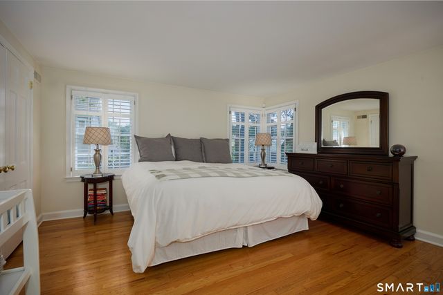 19 Pine Tree Drive, Stamford, CT 06906