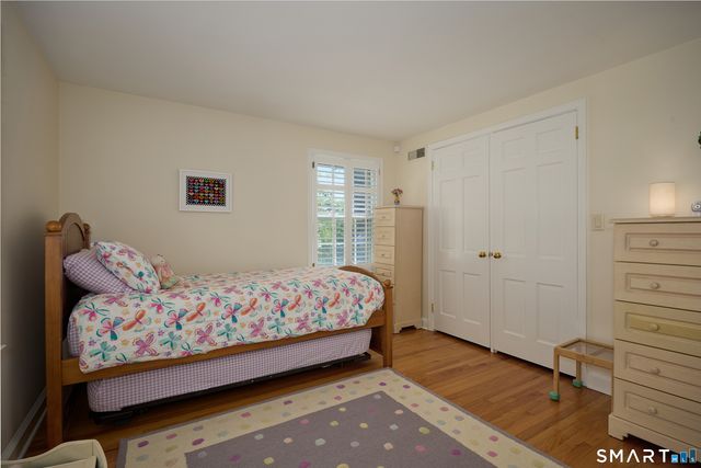 19 Pine Tree Drive, Stamford, CT 06906