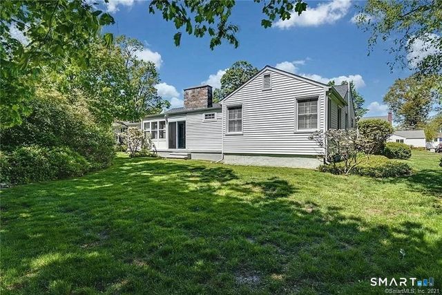 19 Pine Tree Drive, Stamford, CT 06906
