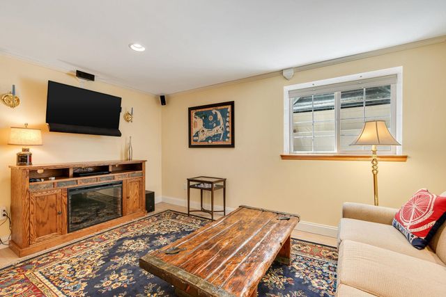 99 Staniford Farms Road, Burlington, VT 05408
