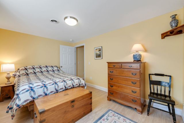 99 Staniford Farms Road, Burlington, VT 05408