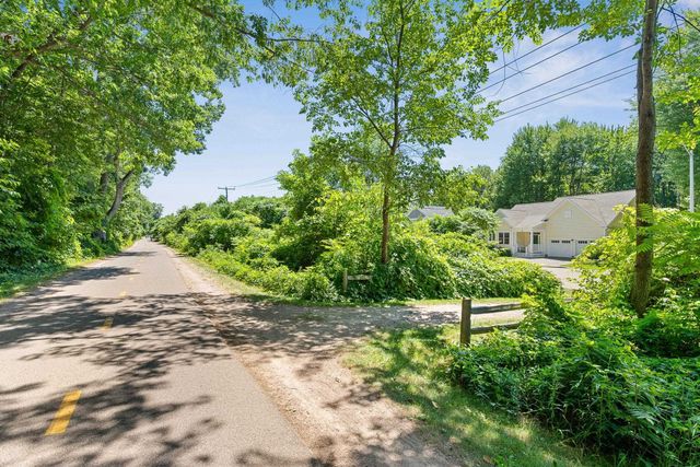 99 Staniford Farms Road, Burlington, VT 05408