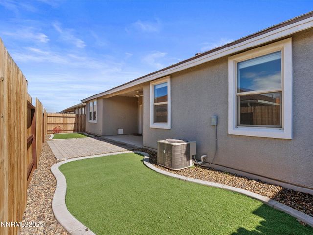 770 E Cottage Loop, Gardnerville, NV 89460