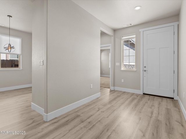 770 E Cottage Loop, Gardnerville, NV 89460