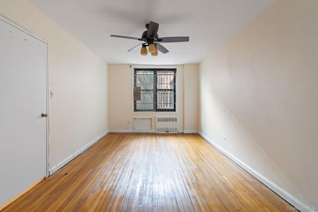 139-15 83rd Avenue 506, Briarwood, NY 11435