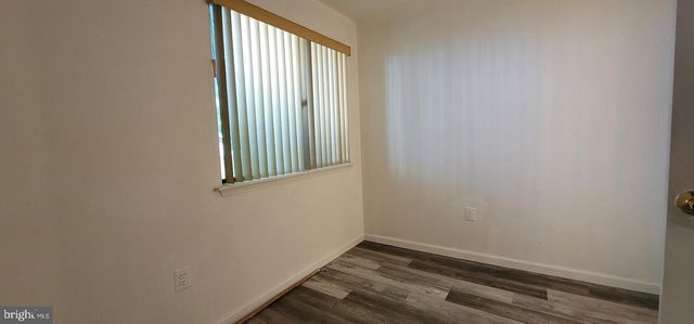 2209 GREENWOOD DR, Lindenwold, NJ 08021