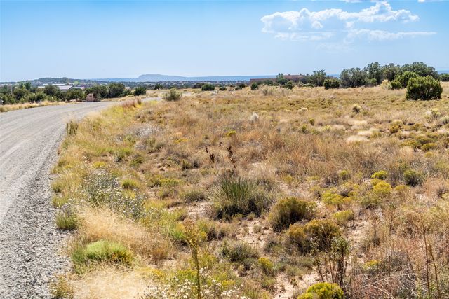 43 Cielo Tranquilo, Santa Fe, NM 87508