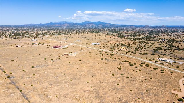 43 Cielo Tranquilo, Santa Fe, NM 87508