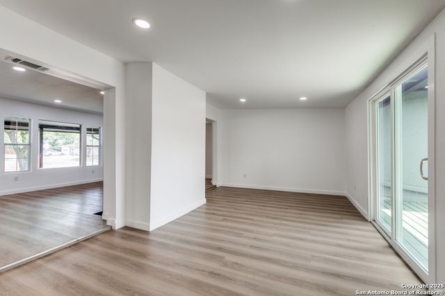 602 JOHN PAGE DR, San Antonio, TX 78228