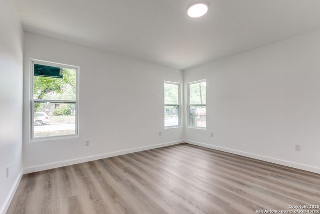 602 JOHN PAGE DR, San Antonio, TX 78228