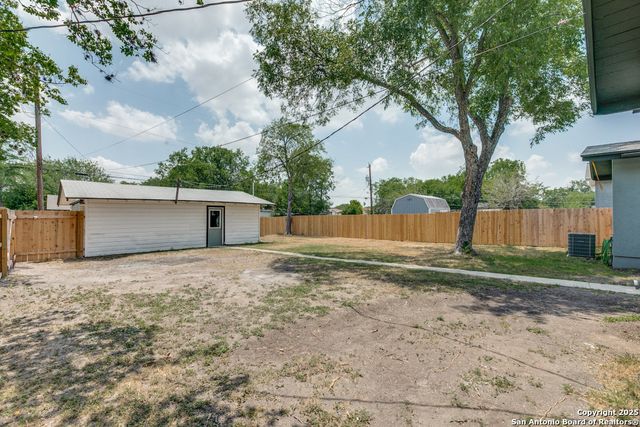 602 JOHN PAGE DR, San Antonio, TX 78228