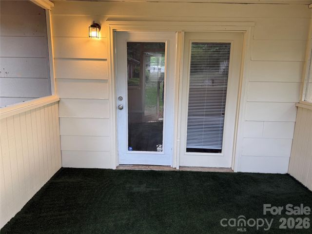 749 Edgerton Drive, Charlotte, NC 28269