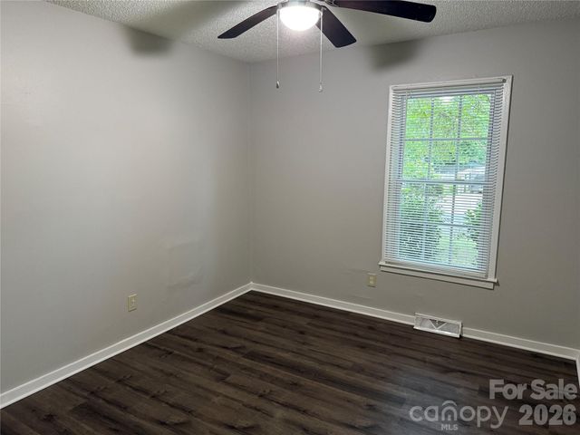 749 Edgerton Drive, Charlotte, NC 28269