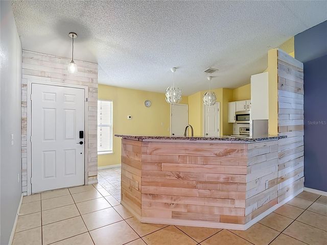 12730 KINGS LAKE DRIVE, Gibsonton, FL 33534