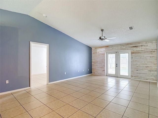 12730 KINGS LAKE DRIVE, Gibsonton, FL 33534